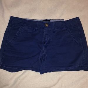 American Eagle khaki shorts